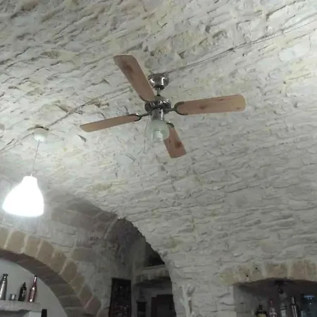 In - Apulien 54437 Giovinazzo